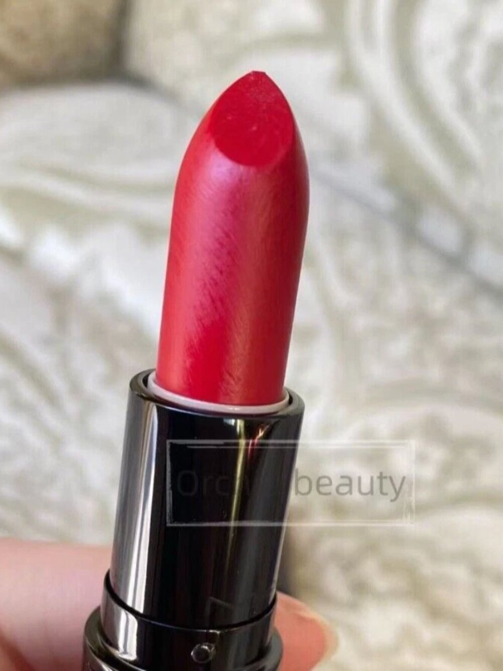 New MAC Lipstick Ruby Woo (Retro Matte)~Full size 3 g/0.1 oz